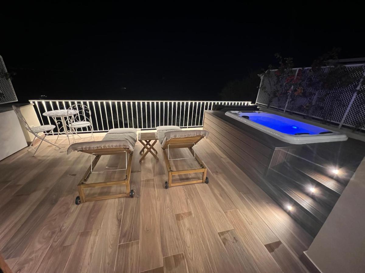 Seajewelsdeluxurysuite Amalfi Exterior photo